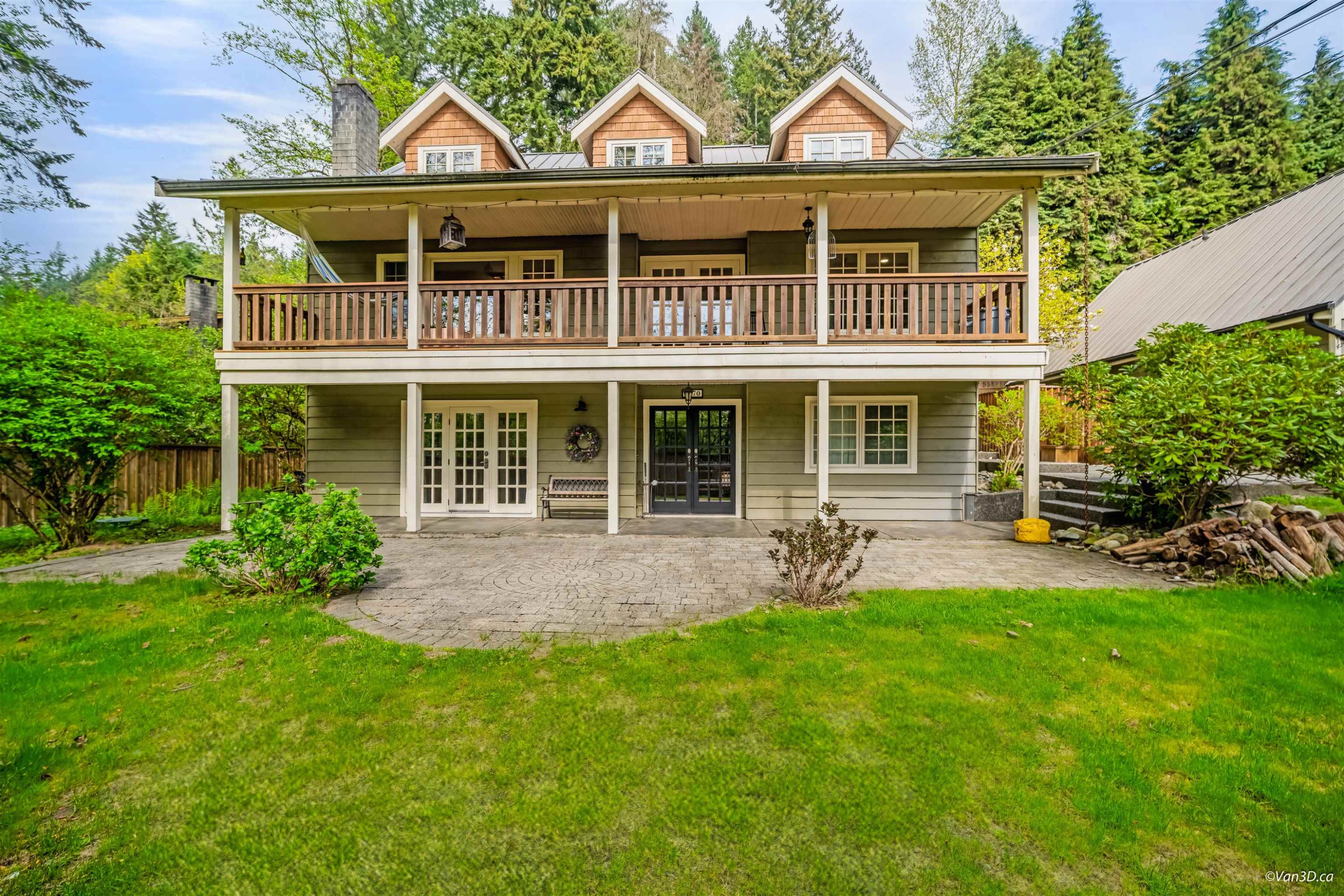 1570 East Road, Anmore, BC