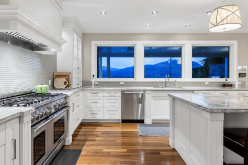 791 Beachview Drive, North Vancouver, BC 