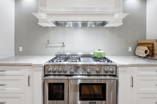 791 Beachview Drive, North Vancouver, BC 