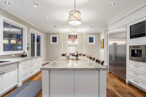 791 Beachview Drive, North Vancouver, BC 