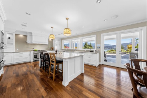 791 Beachview Drive, North Vancouver, BC 