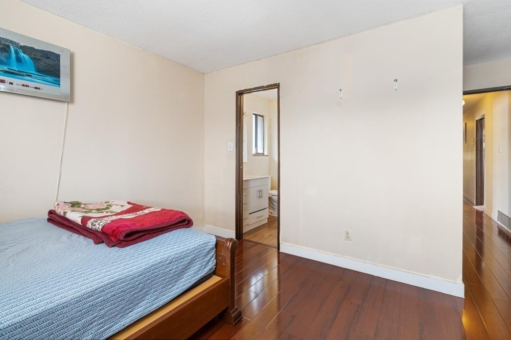 328 49Th Avenue E, Vancouver, BC