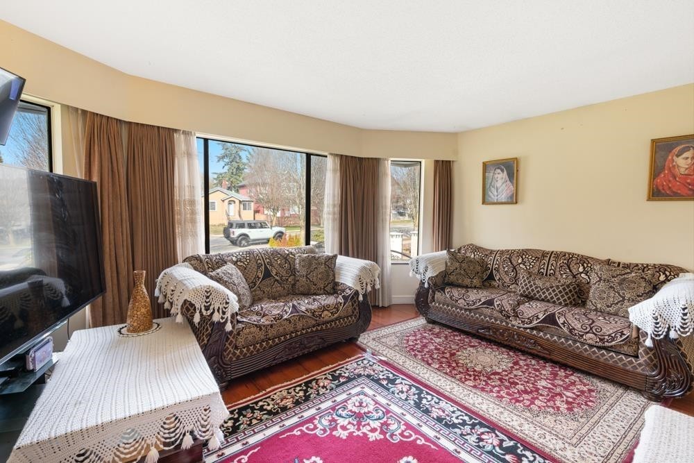 328 49Th Avenue E, Vancouver, BC
