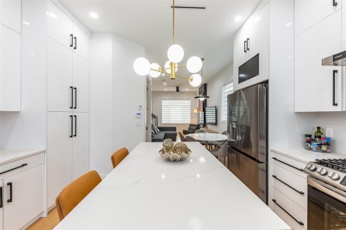 2975 42Nd Avenue E, Vancouver, BC 