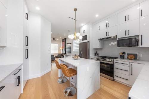 2975 42Nd Avenue E, Vancouver, BC 