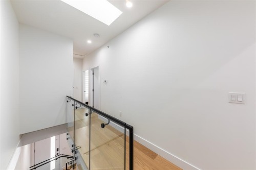 2975 42Nd Avenue E, Vancouver, BC 