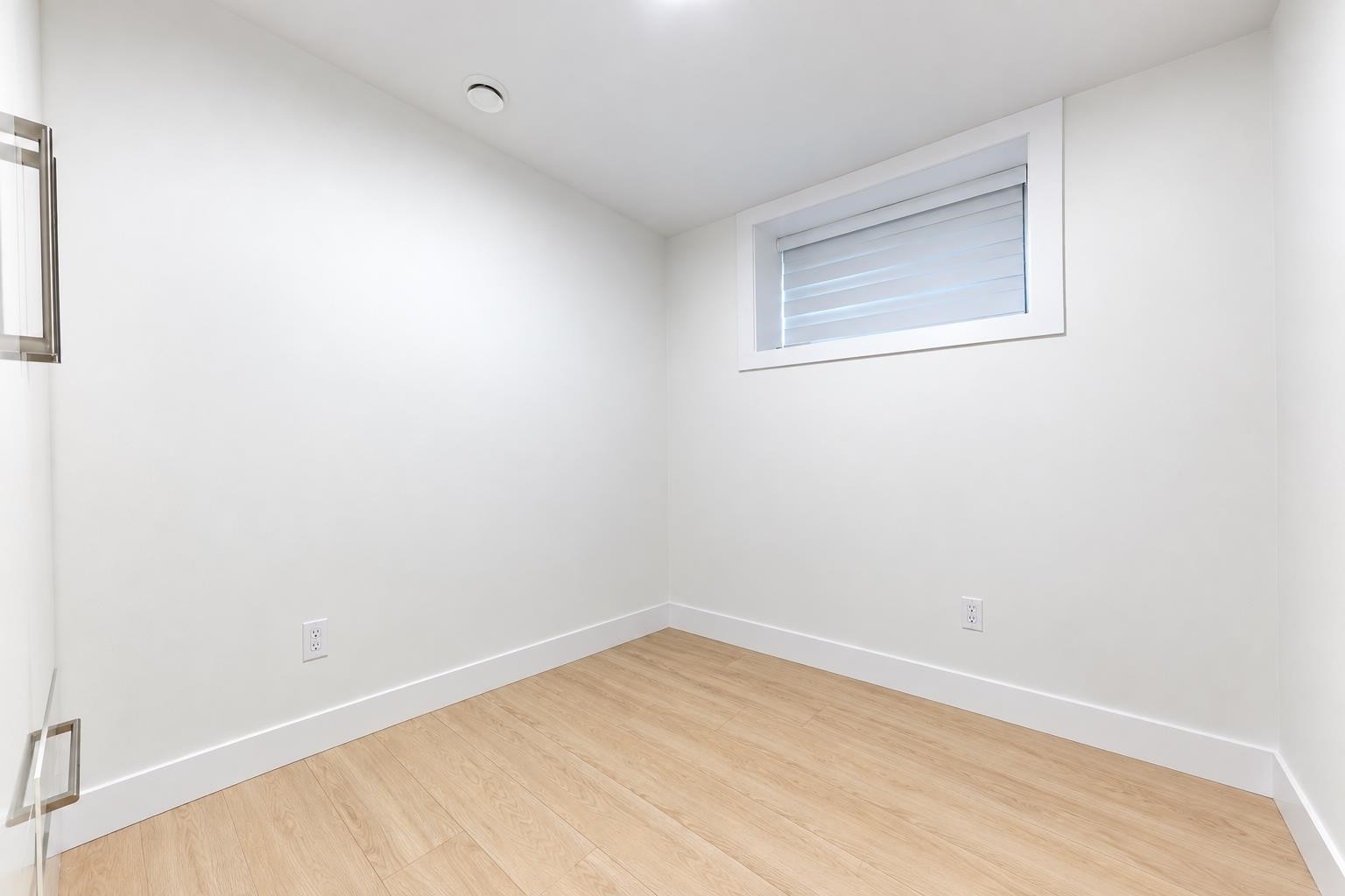 2975 42Nd Avenue E, Vancouver, BC