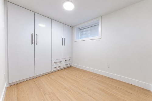 2975 42Nd Avenue E, Vancouver, BC 