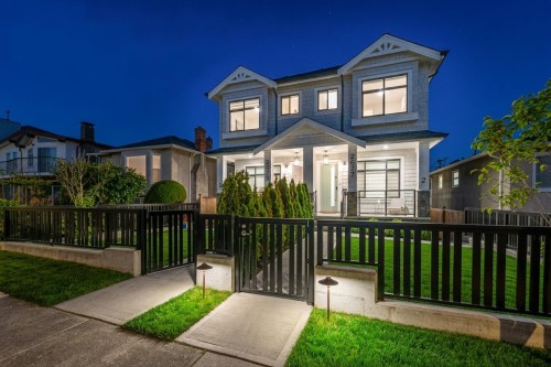 2975 42Nd Avenue E, Vancouver, BC 