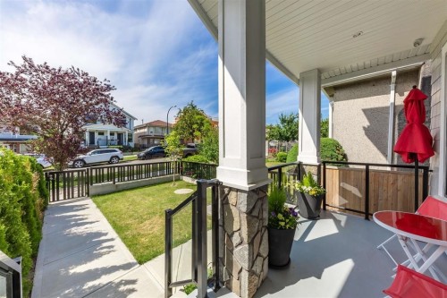 2975 42Nd Avenue E, Vancouver, BC 