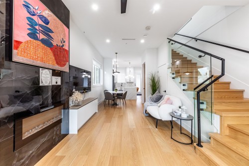 2975 42Nd Avenue E, Vancouver, BC 