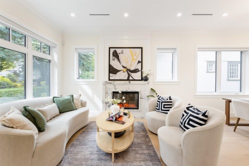 2755 38Th Avenue W, Vancouver, BC 