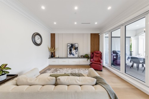 2755 38Th Avenue W, Vancouver, BC 