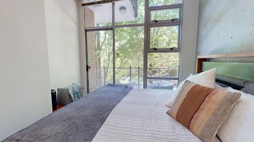 357 11Th Avenue E, Vancouver, BC 
