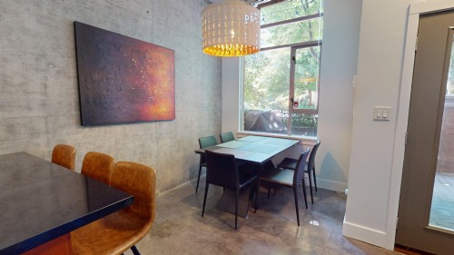 357 11Th Avenue E, Vancouver, BC 