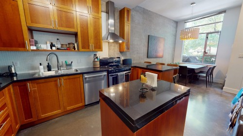 357 11Th Avenue E, Vancouver, BC 