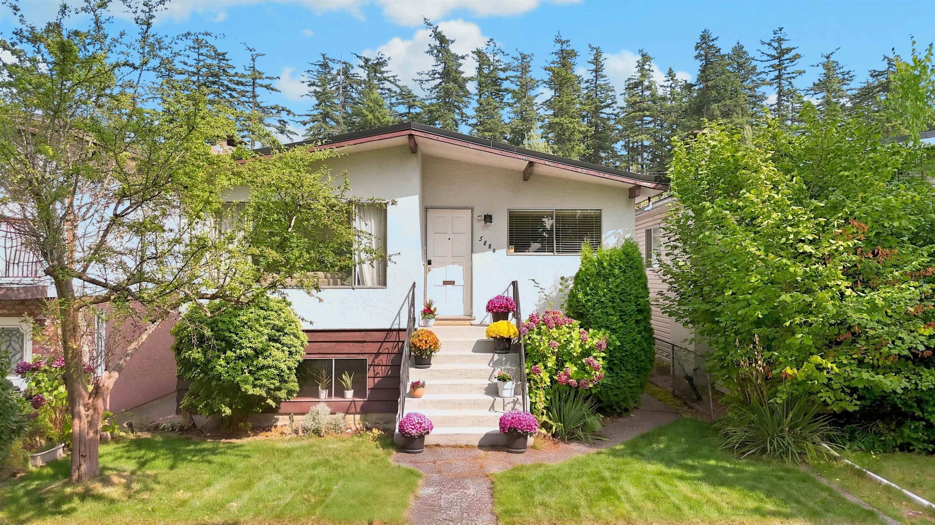 5884 Ormidale Street, Vancouver, BC