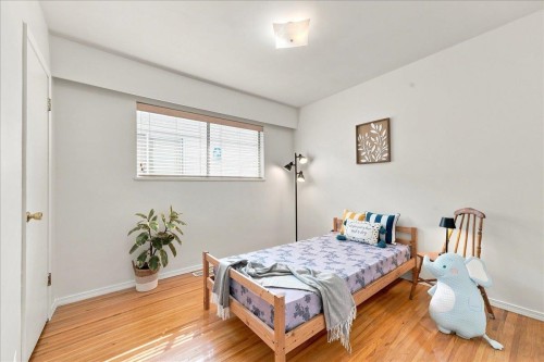 5884 Ormidale Street, Vancouver, BC 