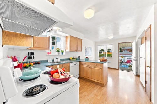 5884 Ormidale Street, Vancouver, BC 