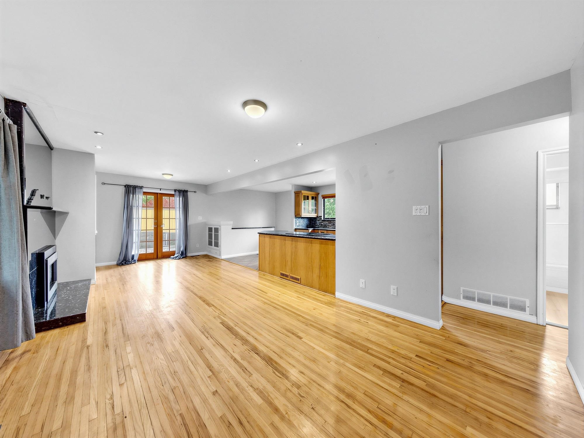 2155 Mohawk Avenue, Coquitlam, BC