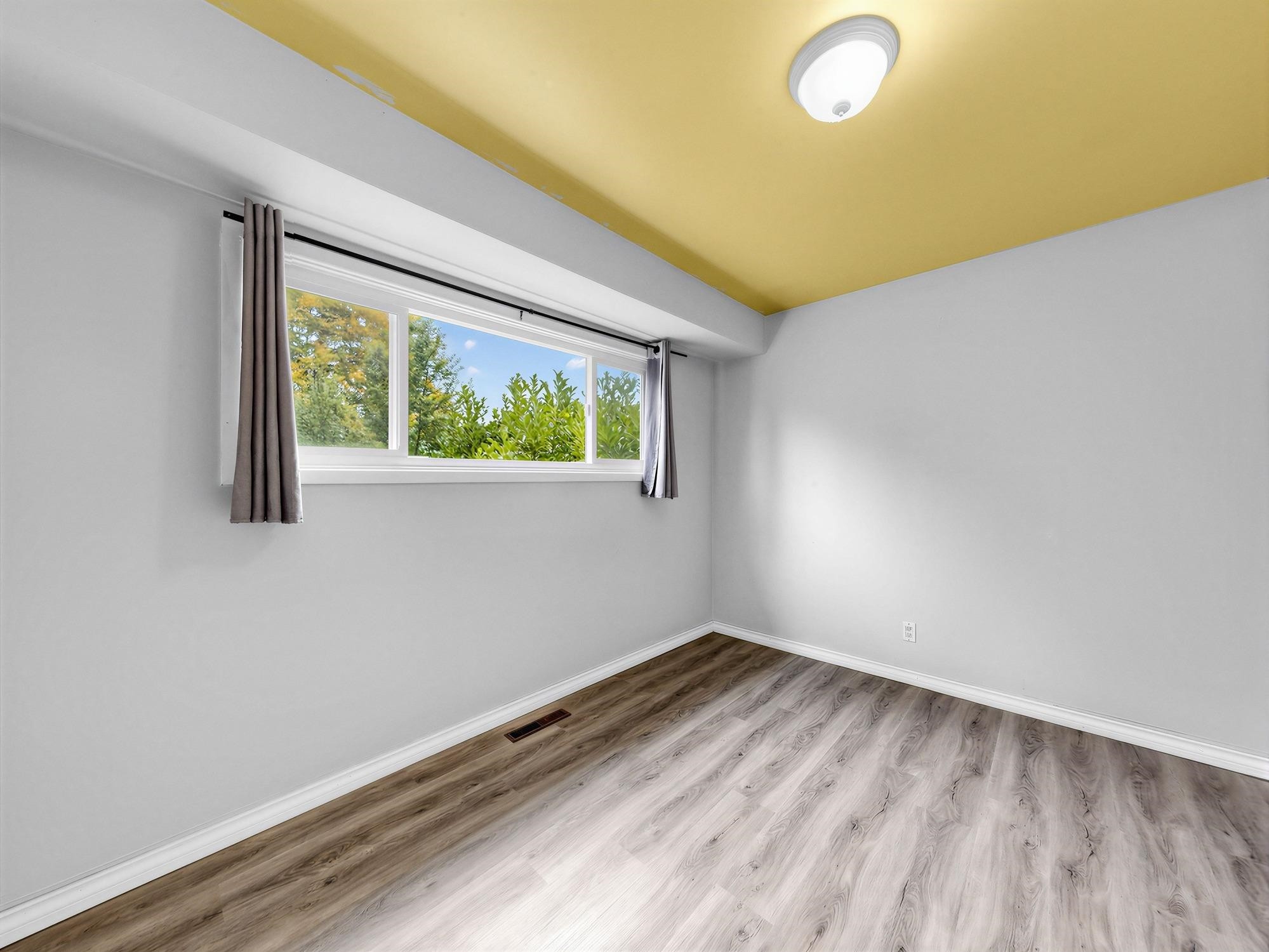 2155 Mohawk Avenue, Coquitlam, BC