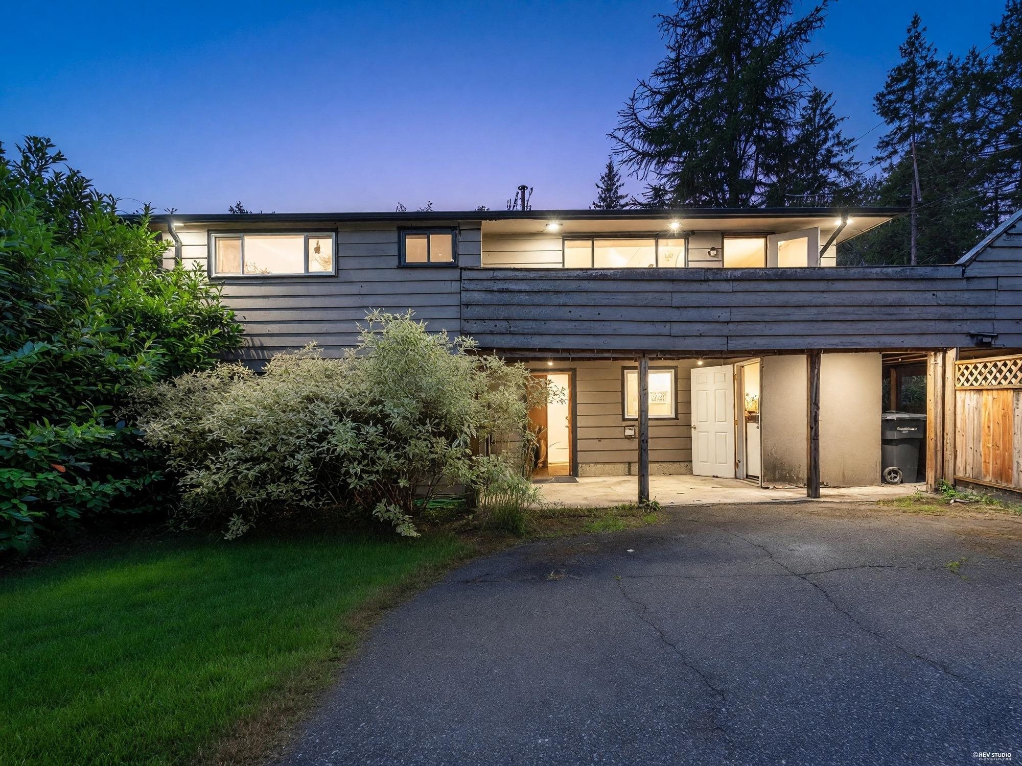 2155 Mohawk Avenue, Coquitlam, BC