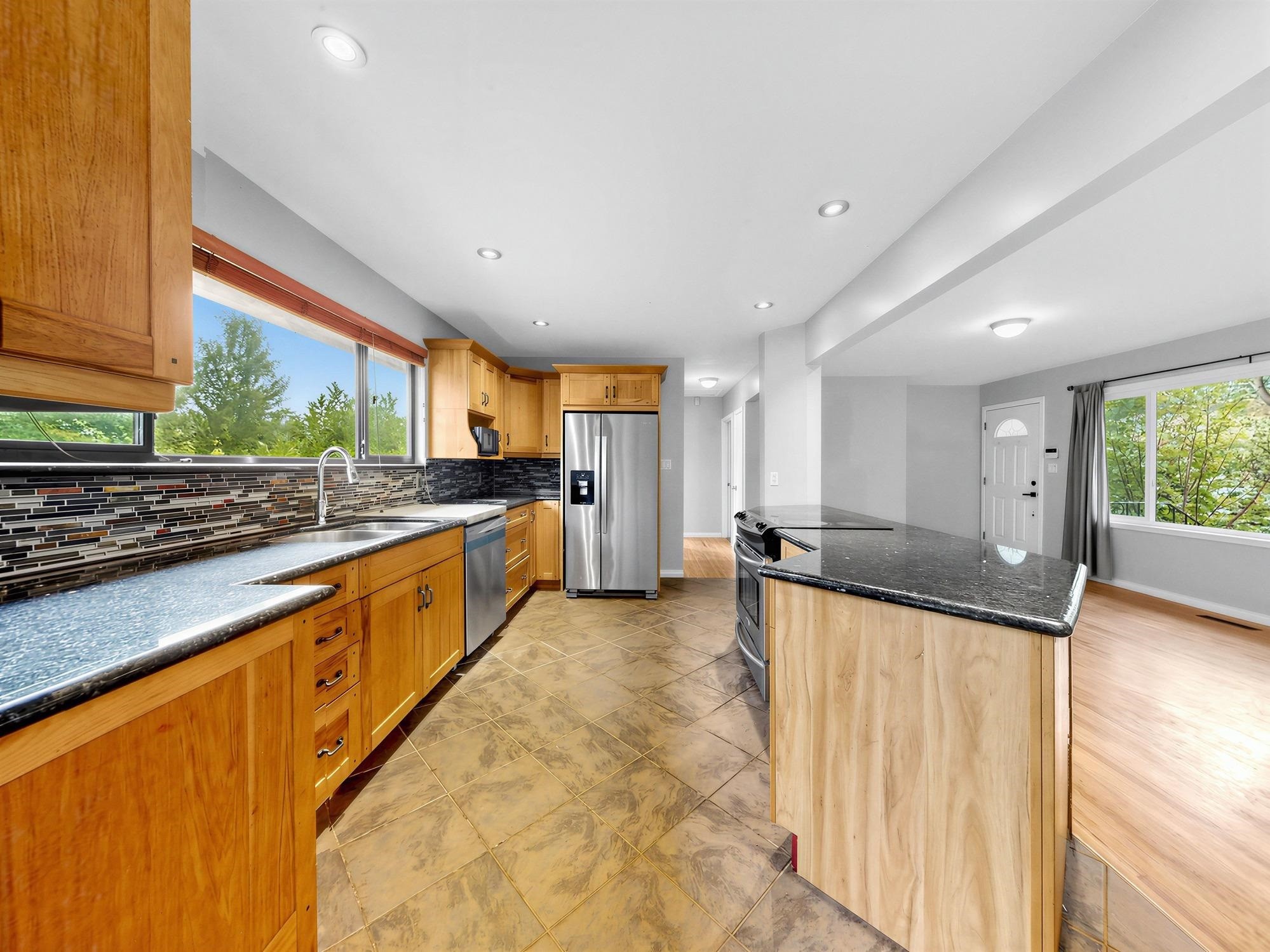 2155 Mohawk Avenue, Coquitlam, BC