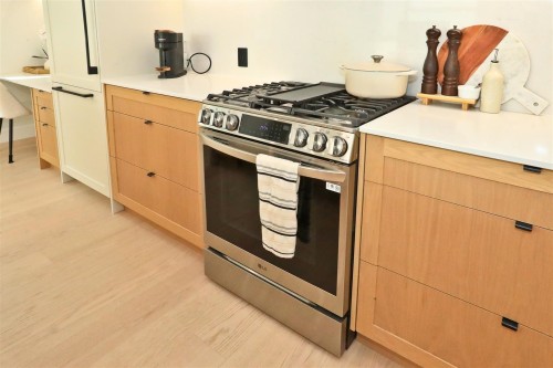 4015 Victoria Drive, Vancouver, BC 