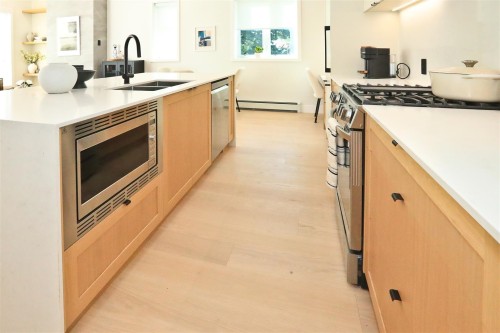 4015 Victoria Drive, Vancouver, BC 