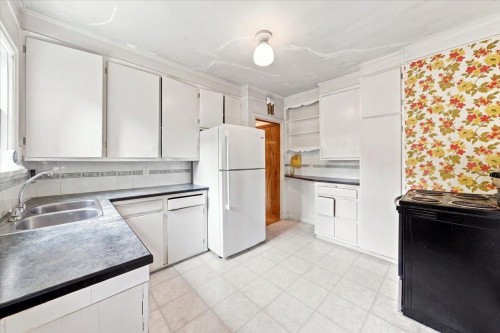 2971 37Th Avenue W, Vancouver, BC 