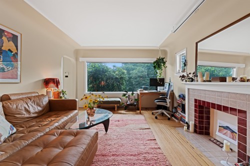 2608 4Th Avenue E, Vancouver, BC 