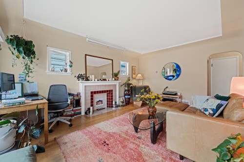 2608 4Th Avenue E, Vancouver, BC 