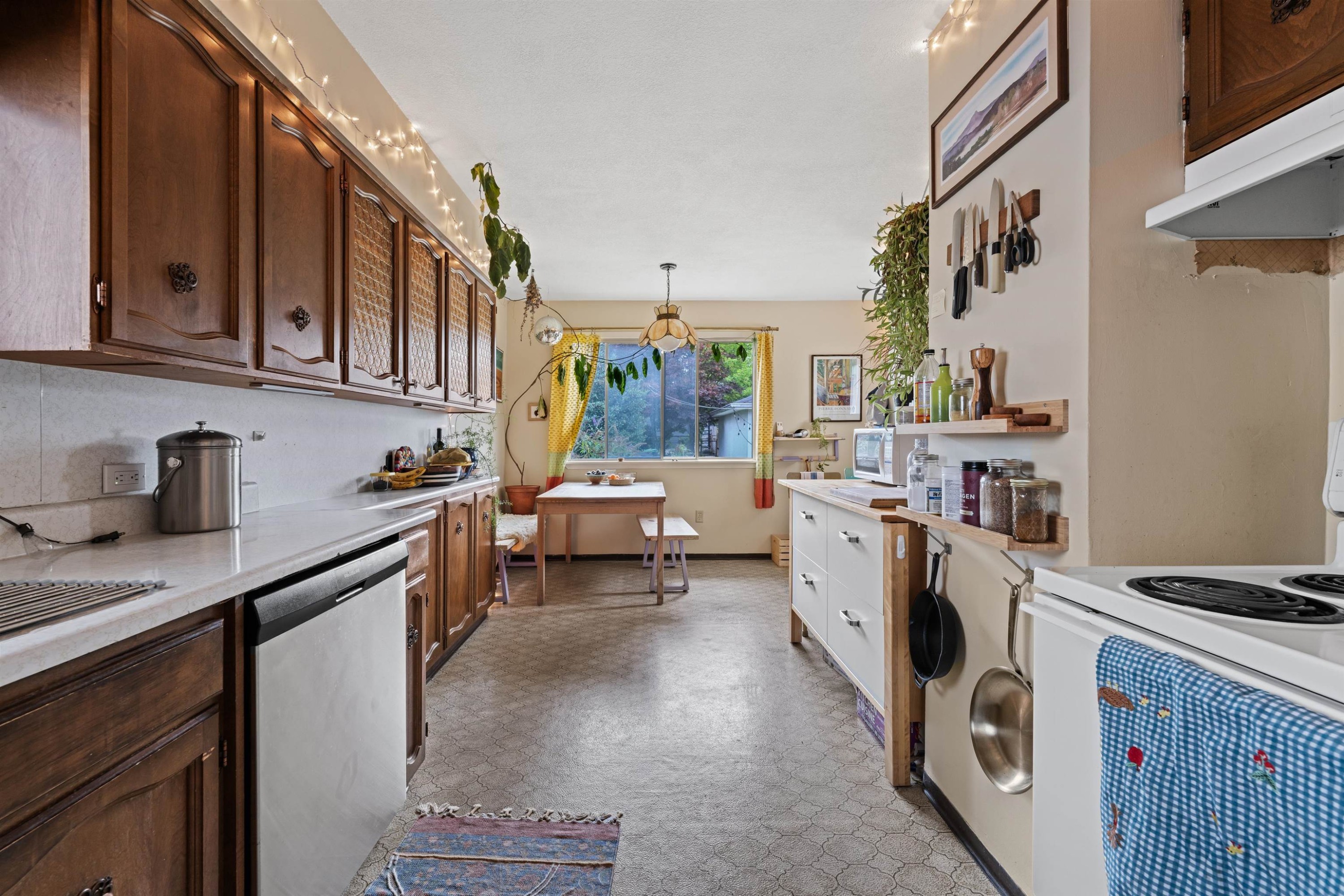 2608 4Th Avenue E, Vancouver, BC
