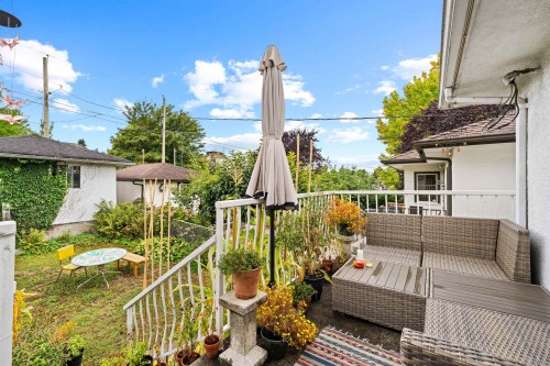 2608 4Th Avenue E, Vancouver, BC 