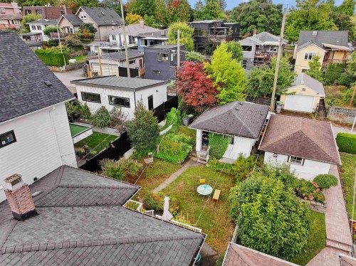 2608 4Th Avenue E, Vancouver, BC 