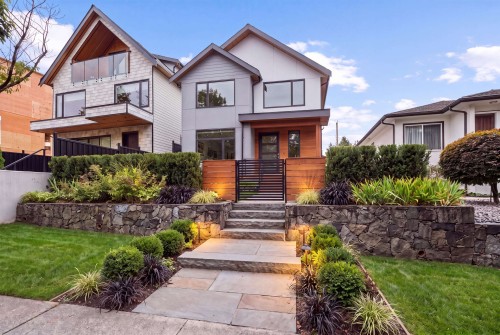 2608 4Th Avenue E, Vancouver, BC 