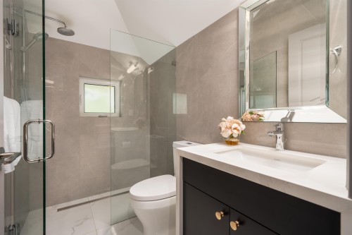 3282 34Th Avenue W, Vancouver, BC 