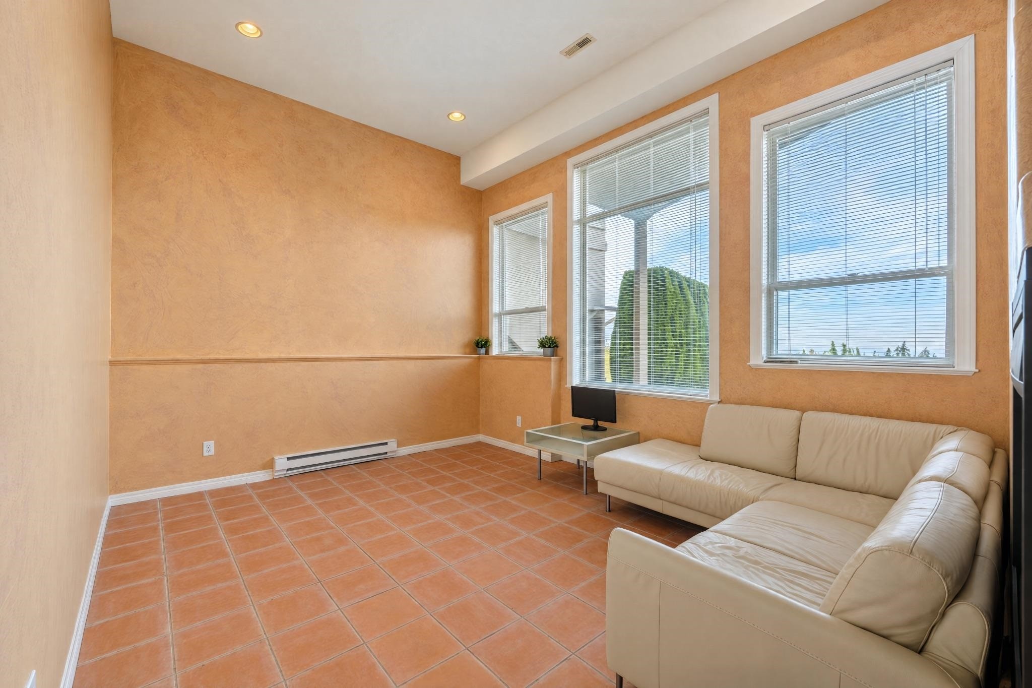 2570 Diamond Crescent, Coquitlam, BC