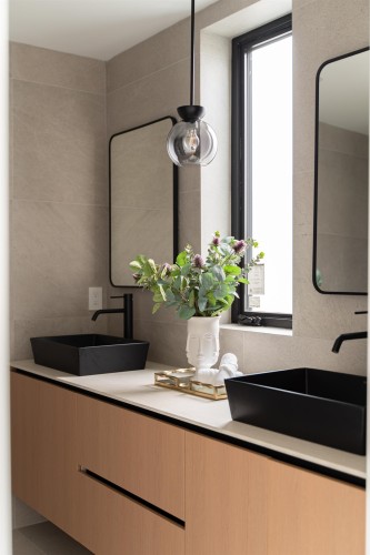 6577 Lime Street, Vancouver, BC 