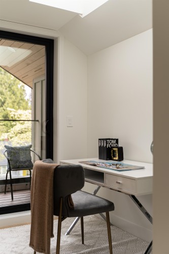 6577 Lime Street, Vancouver, BC 