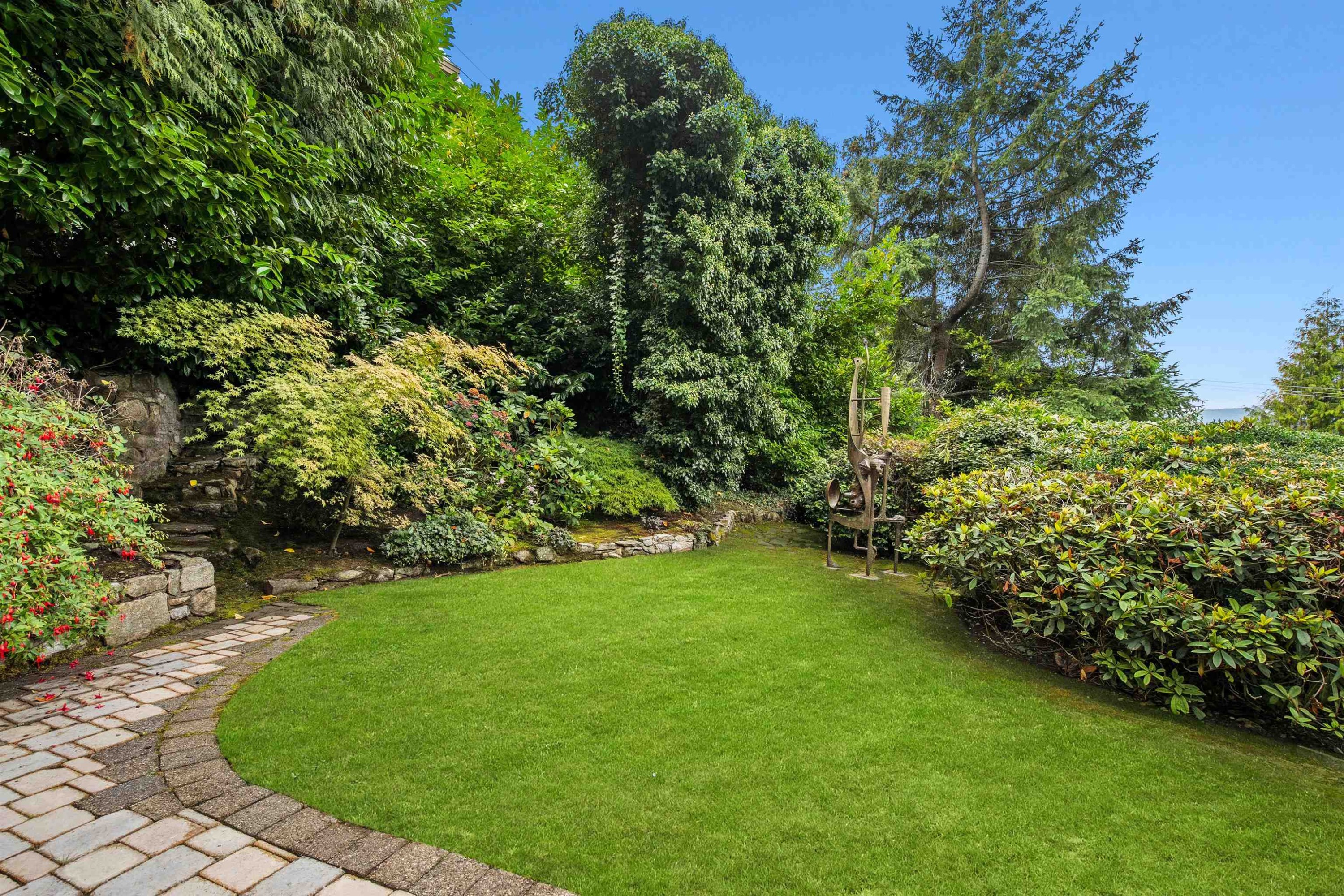 6035 Eagleridge Drive, West Vancouver, BC