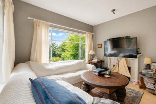 1903 14Th Avenue W, Vancouver, BC 