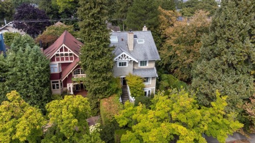 1903 14Th Avenue W, Vancouver, BC 