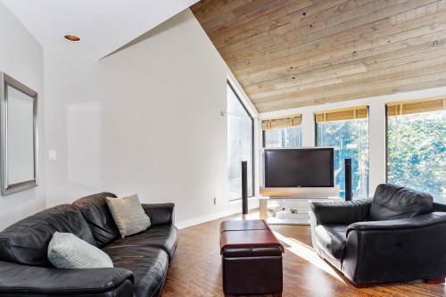 430 Bayview Road  West Vancouver, BC V0N 2E0