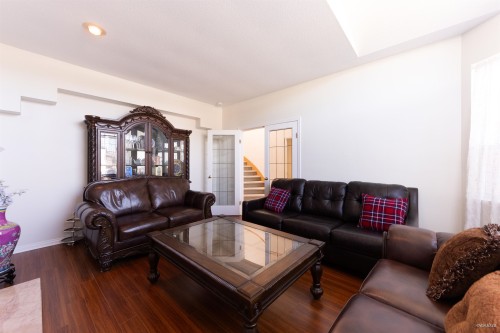 10128 Carter Court, Richmond, BC 