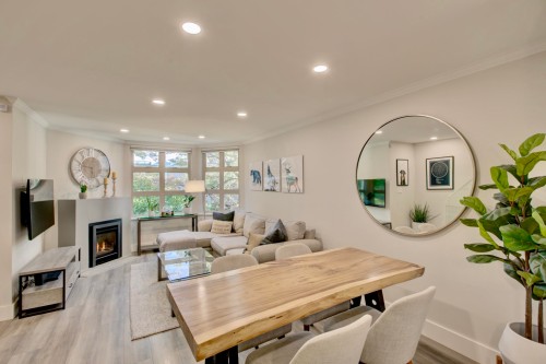1360 8Th Avenue W, Vancouver, BC 