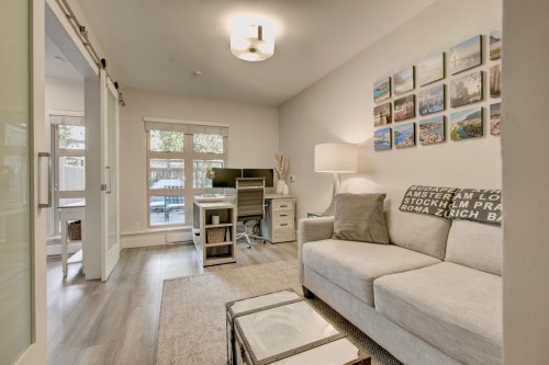 1360 8Th Avenue W, Vancouver, BC 