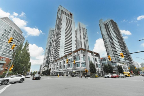 3008-6080 Mckay Avenue  Burnaby, BC V5H 0J4