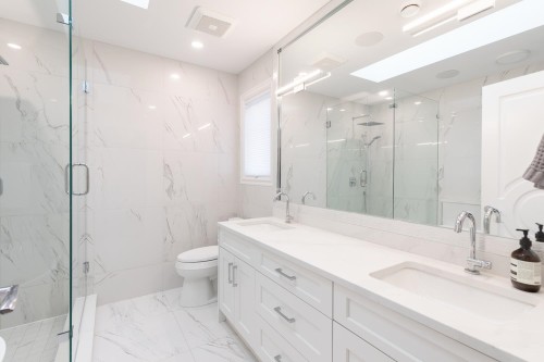 852 18Th Avenue W, Vancouver, BC 