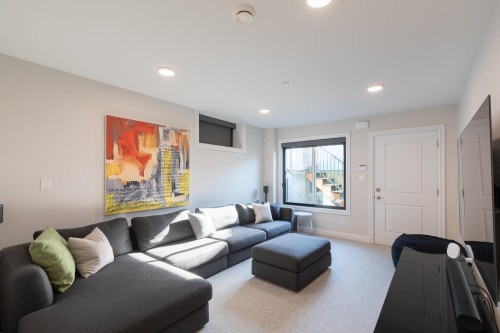 852 18Th Avenue W, Vancouver, BC 